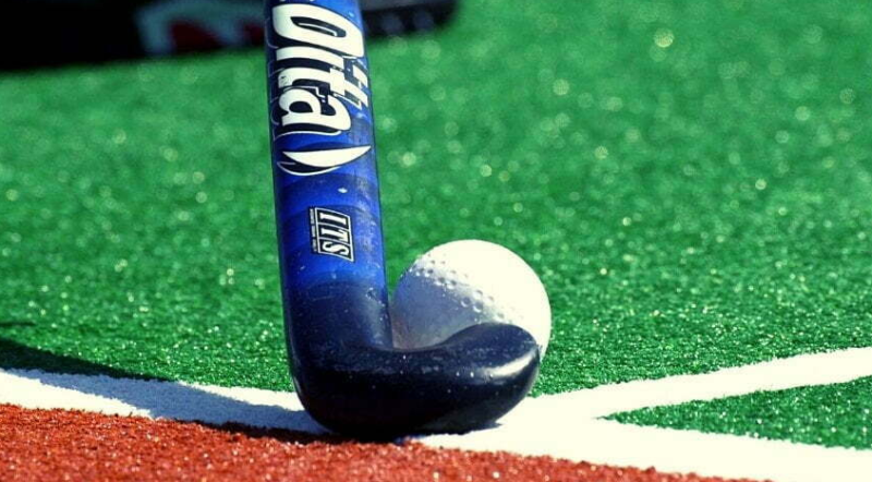 Lịch sử hình thành và phát triển của khúc côn cầu trên cỏ